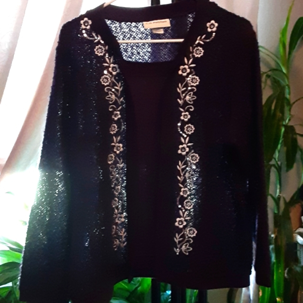C.D. Petites purple sweater size XL, EUC.